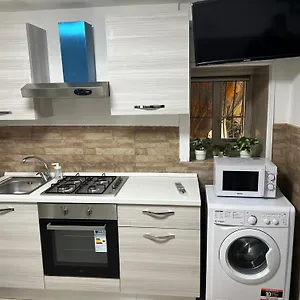 Apartment Petite, Naples