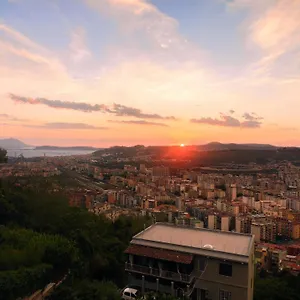 Apartment Domus Marisa A Posillipo, Naples
