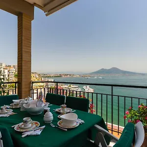 Apartment O-house Posillipo By Napoliapartments, Naples