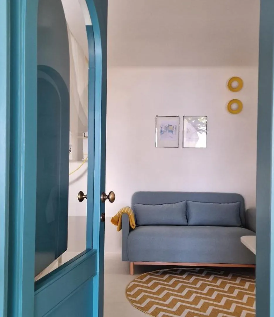 Jallo & Blue Petite Suite Naples Italy