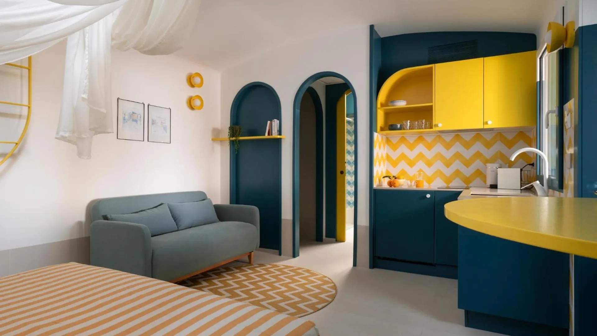 Holiday home Jallo & Blue Petite Suite Naples Italy